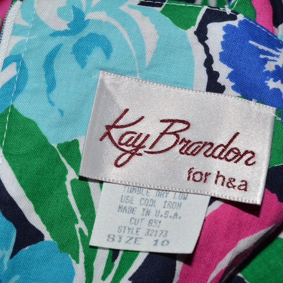 Vintage Summer Flowers Cotton Dress by KAY BRANDON for H&A 1970s - Picture 9 of 9